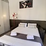 Apartman Nestor&jeeves - Red Touch - - Close Sea *