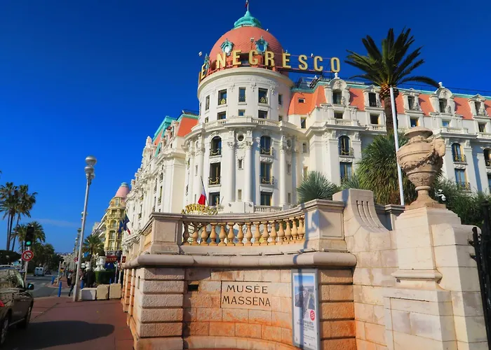 Nestor&jeeves - Red Touch - - Close Sea Nicea